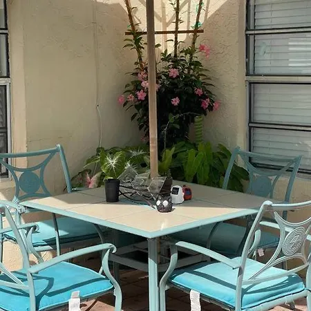 Comfy Queen Bed Studio, Downtown West Palm West Palm Beach Exterior photo
